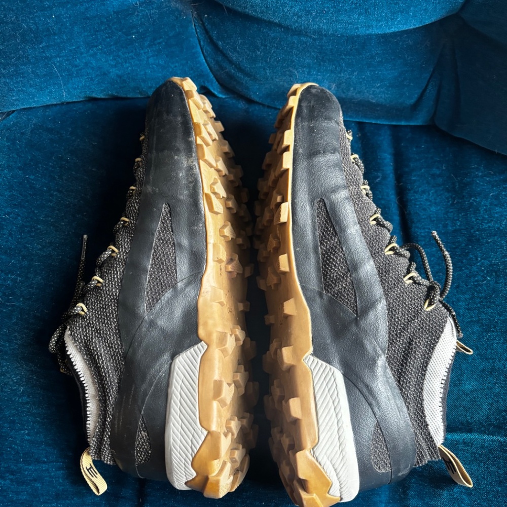 Naglev Unico Hiking Sneaker - EUC - Picture 10 of 12